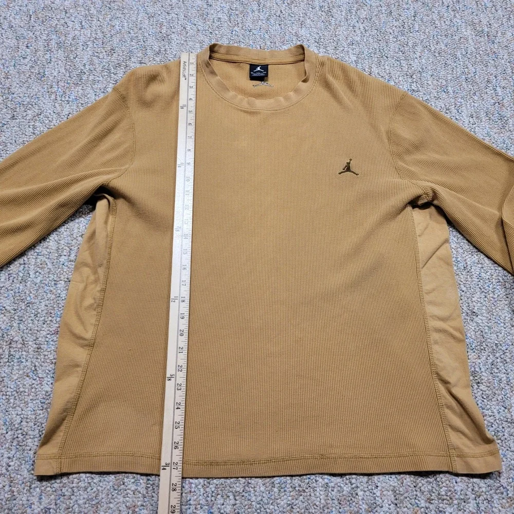 Jordan Thermal Long Sleeve Shirt Mens 2XL Tan Waffle Knit Jumpman Logo Casual